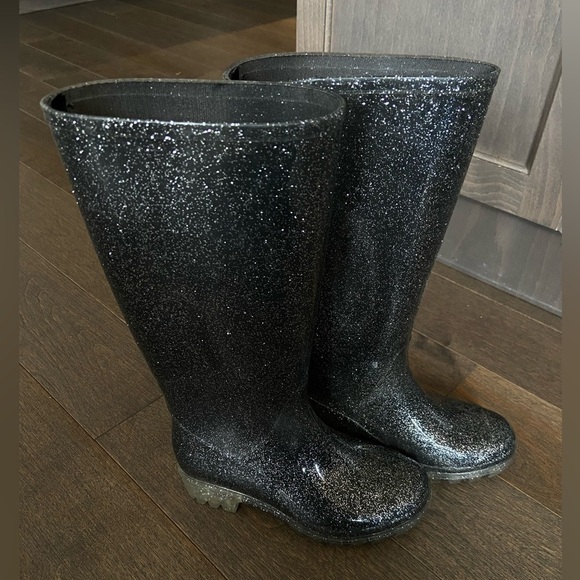 ❤️4 for $25❤️Sparkly black‎ rain boots size 12t - Picture 1 of 2
